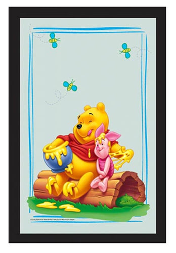 L197 - Winnie Pooh Mirror On Log